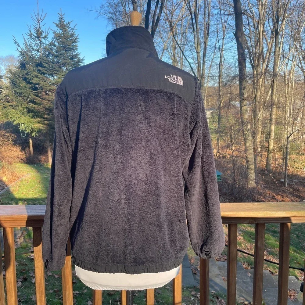 The North Face Girl's Black Fleece Zip-Up Jacket - Girl's 18 (XL)